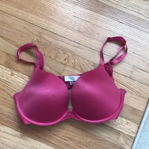 Bright pink BIOFIT bra 🌸